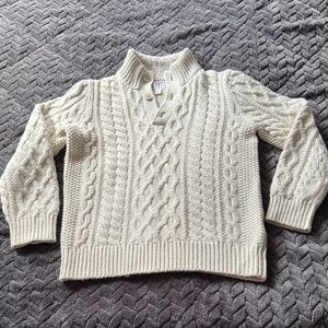 GAP Cream Cable Knit Sweater Kids M